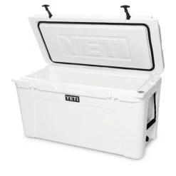 YETI TUNDRA COOLER